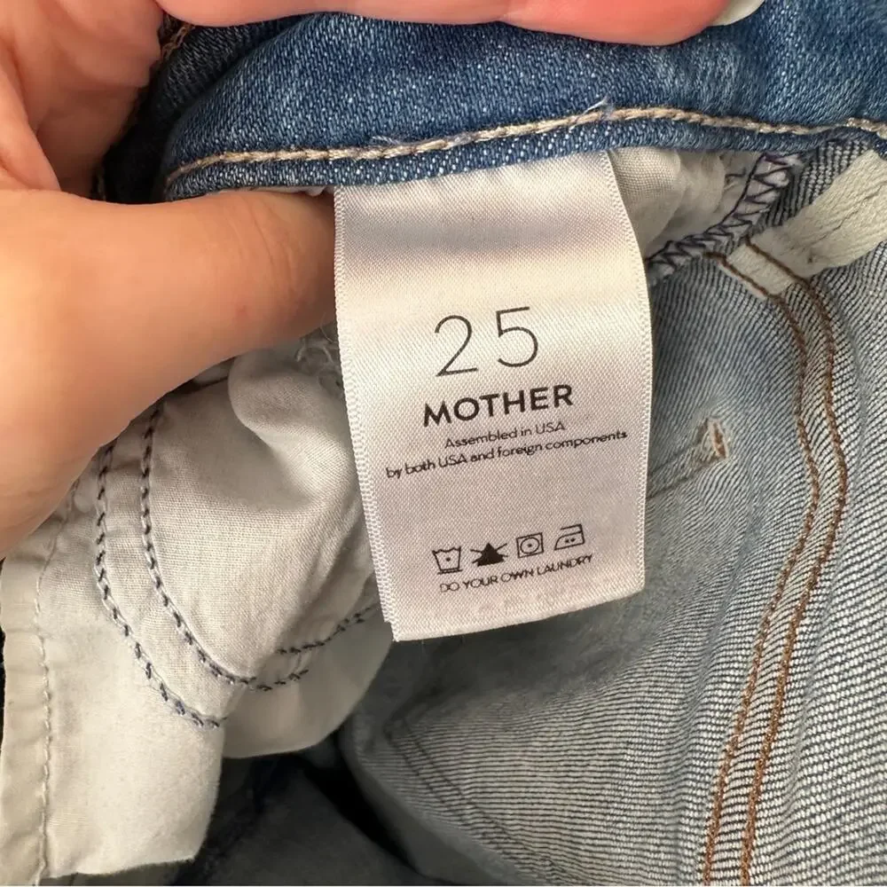Mother The Weekender Fray Jean in Double Vision 25